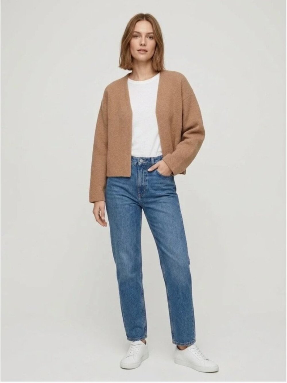 Aritzia’s Wilfred Free 100% Merino Wool Open-Front Cardigan